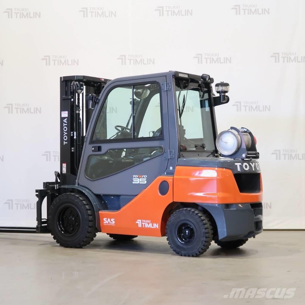 Toyota 02-8FGJF35 Camiones LPG