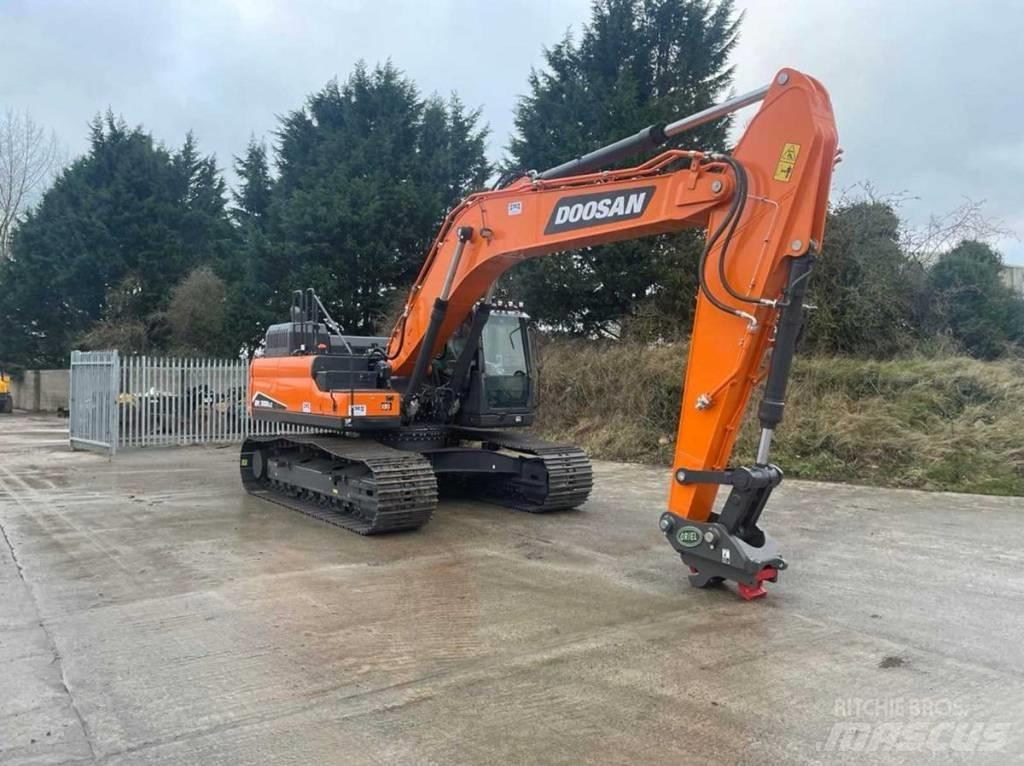 Doosan Dx300LC-7 Excavadoras sobre orugas