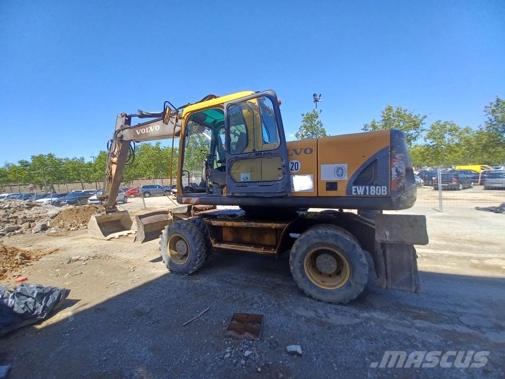 Volvo EW 180 B Excavadoras de ruedas