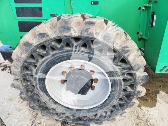 SkyTrak 6042 Carretillas telescópicas