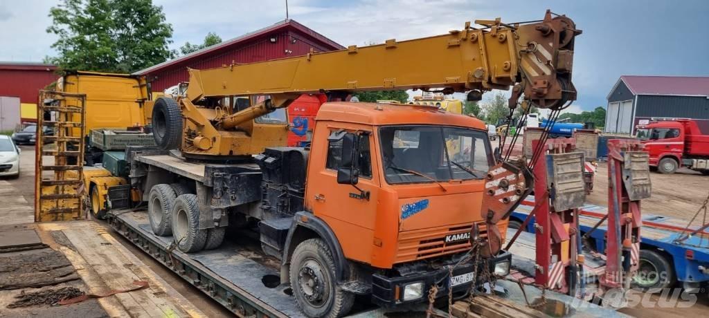 Kamaz 53215 Grúas todo terreno