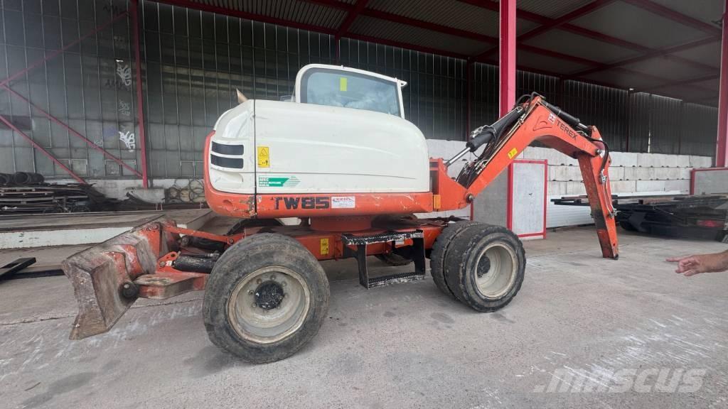 Schaeff TW 85 Excavadoras de ruedas