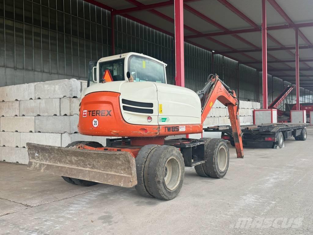 Schaeff TW 85 Excavadoras de ruedas