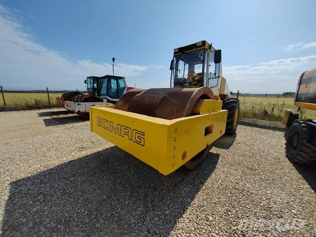 Bomag BW 225 D-3 Rodillos de doble tambor