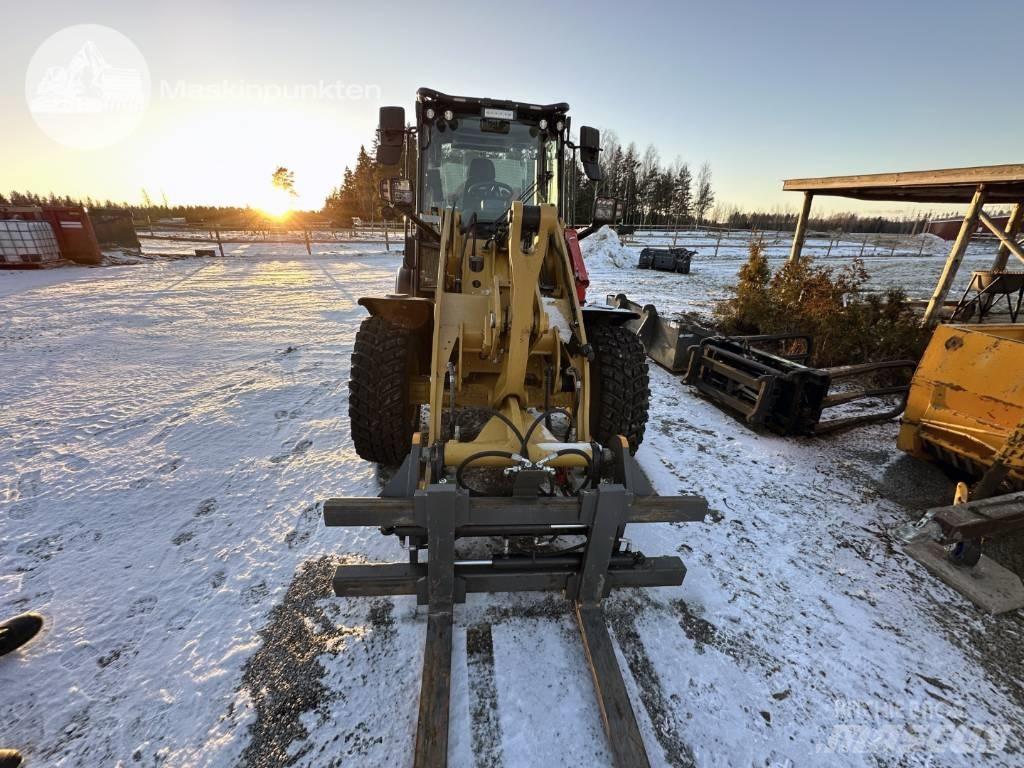 CAT 906 Cargadoras sobre ruedas