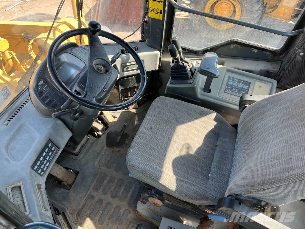 Komatsu WA 480 Cargadoras sobre ruedas