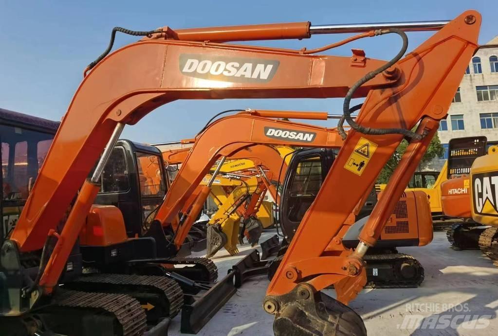 Doosan DH55 Excavadoras sobre orugas