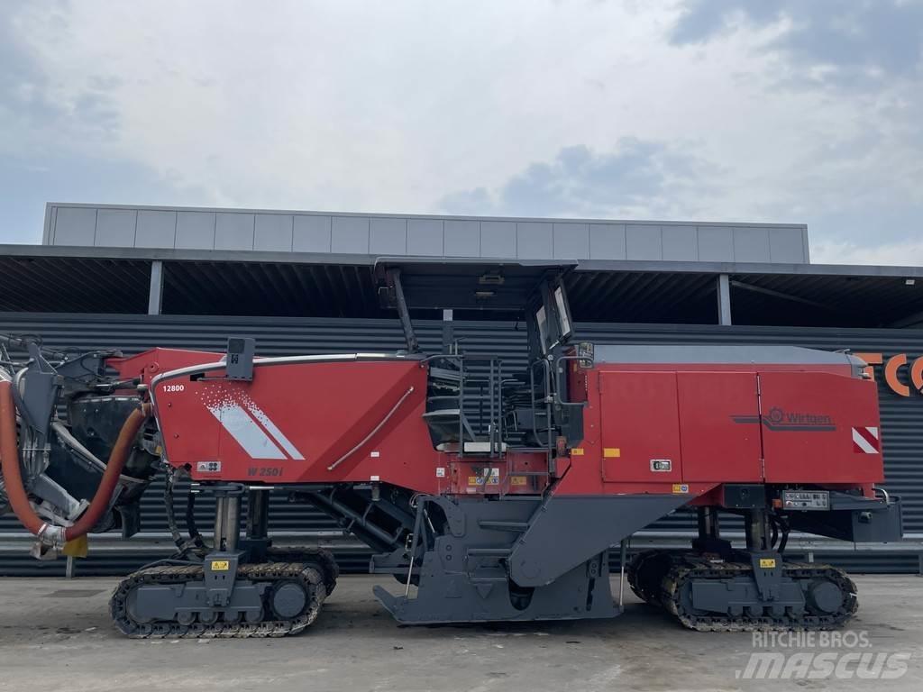 Wirtgen W 250 Fresadoras de asfalto