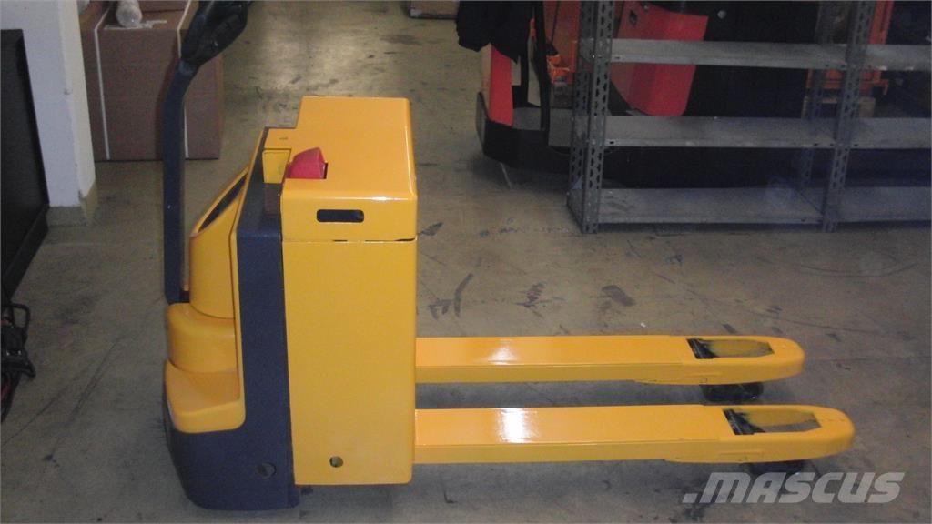 Jungheinrich ELE16 Montacargas manual