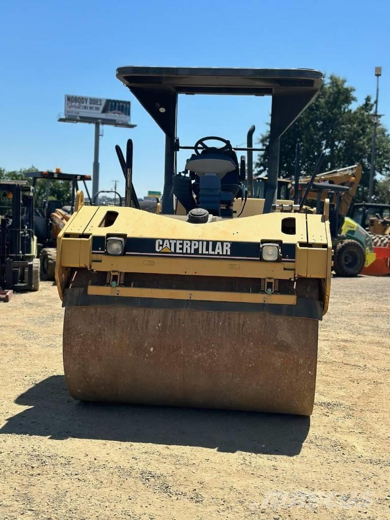 CAT CB 534 DXW Rodillos de doble tambor