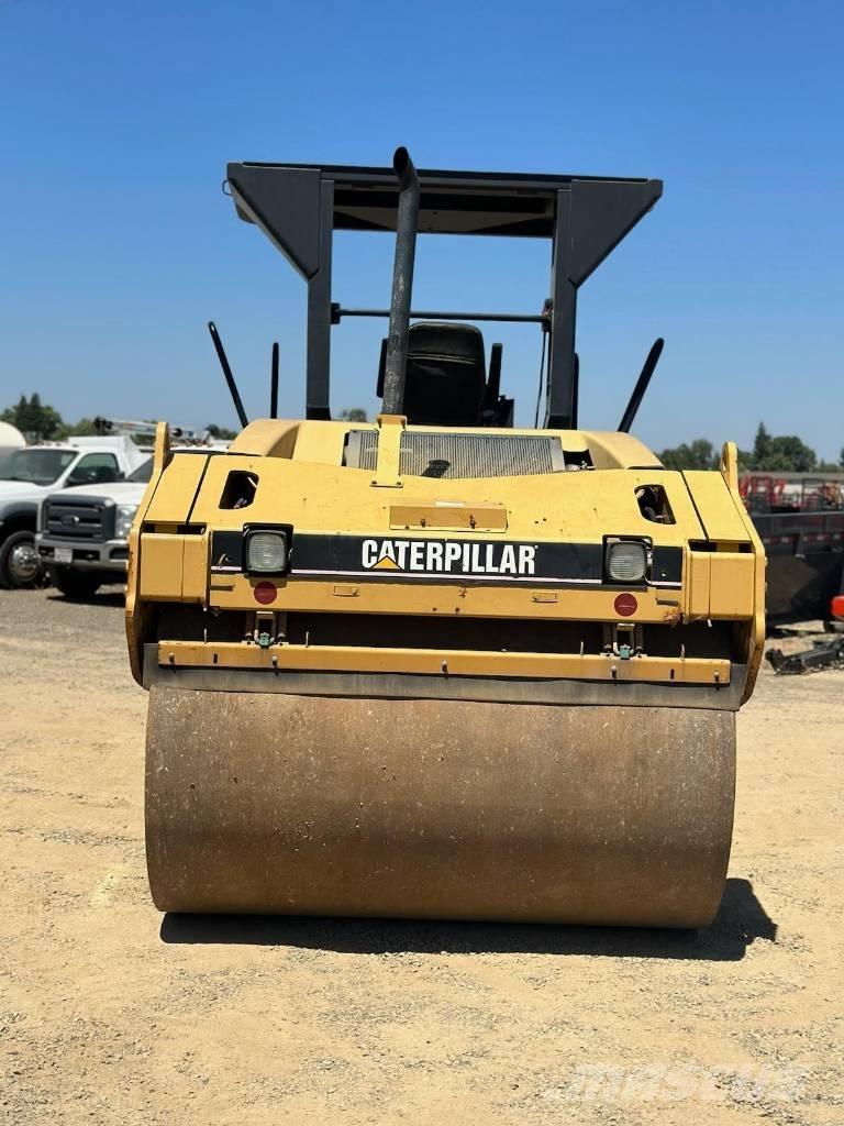 CAT CB 534 DXW Rodillos de doble tambor