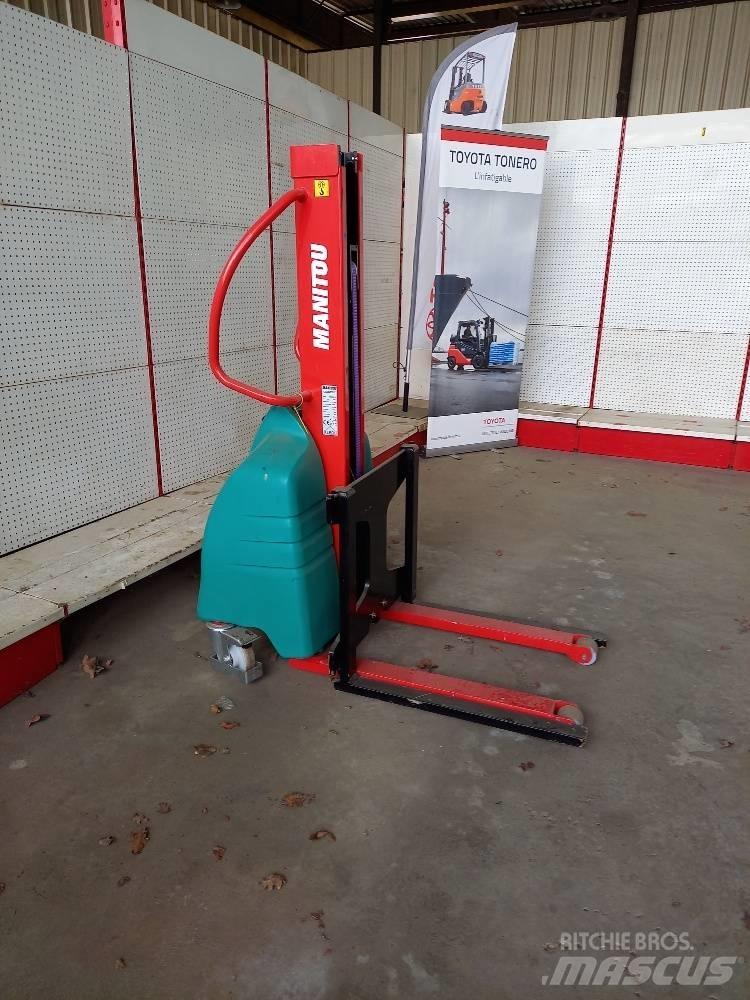 Manitou EB500 Montacargas manual