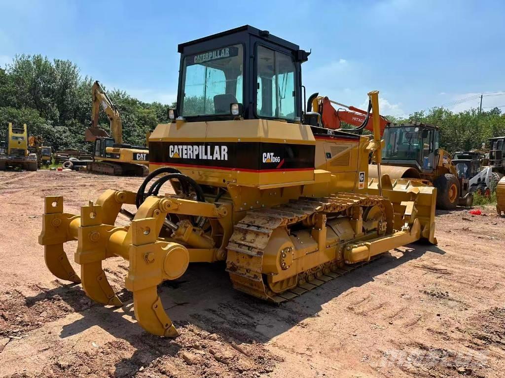 CAT D6G Buldozer sobre oruga