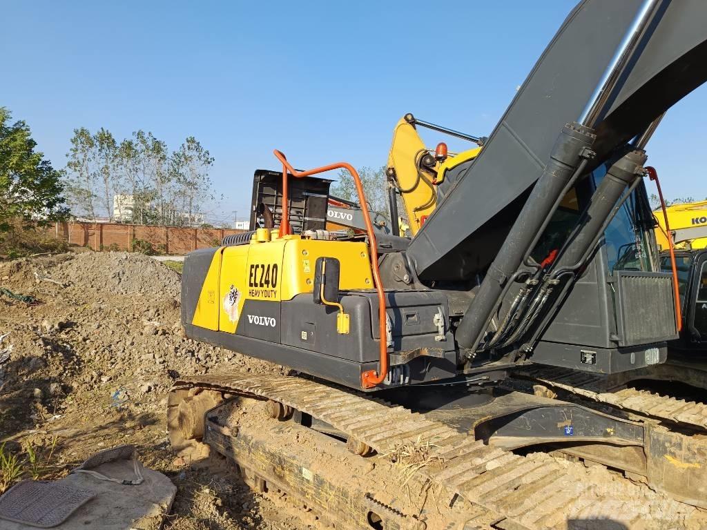 Volvo EC 240 Excavadoras sobre orugas