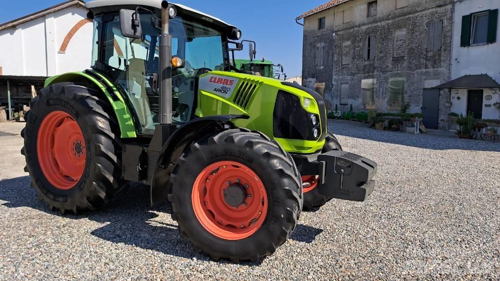 CLAAS Arion 450 Tractores