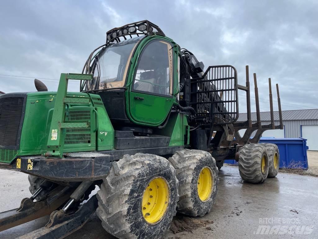 John Deere 1010E Transportadoras