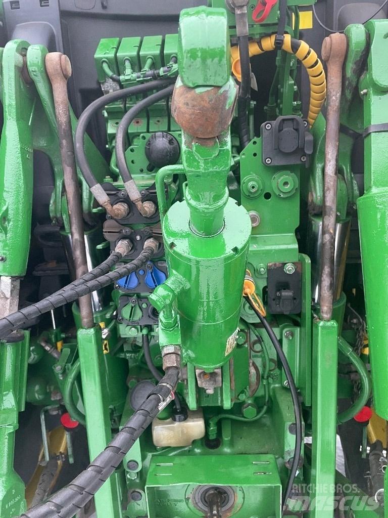 John Deere 6145R Tractores