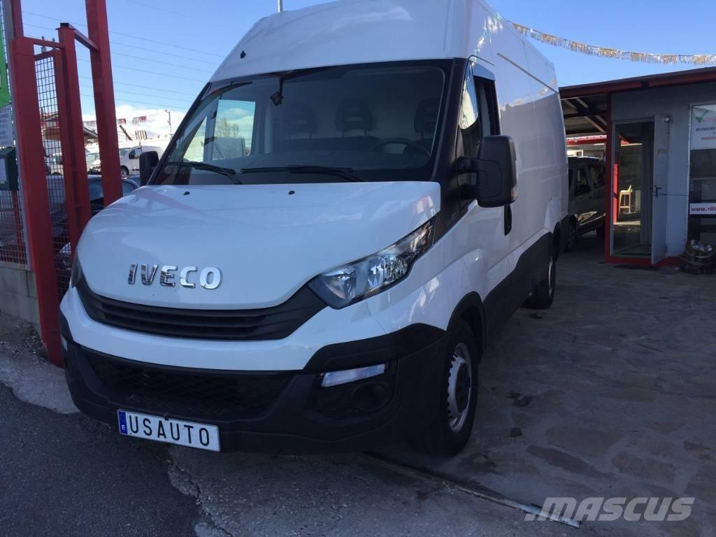 Iveco Daily 35 S 12 Vehículos de caha cerrada