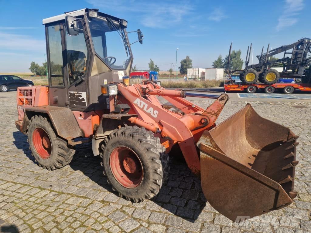 Atlas 52 E Cargadoras sobre ruedas