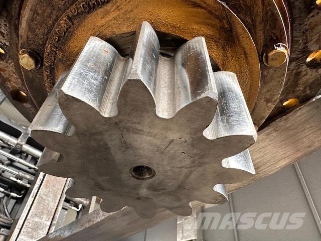 CAT 325 C Swing gear Transmisiones