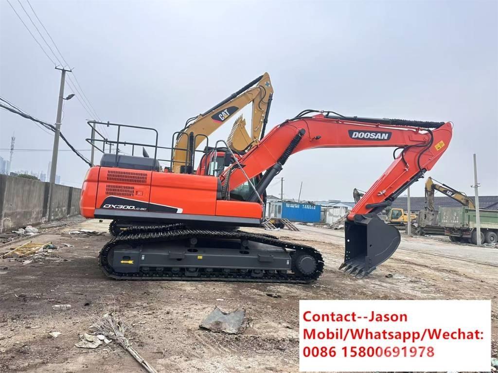 Doosan DX 300 LCA Excavadoras sobre orugas