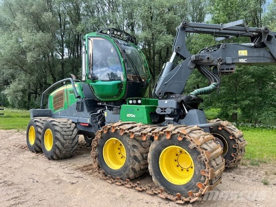 John Deere 1170 G Transportadoras