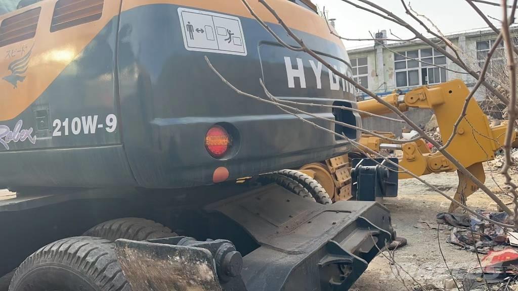 Hyundai DH210W-9 Excavadoras de ruedas