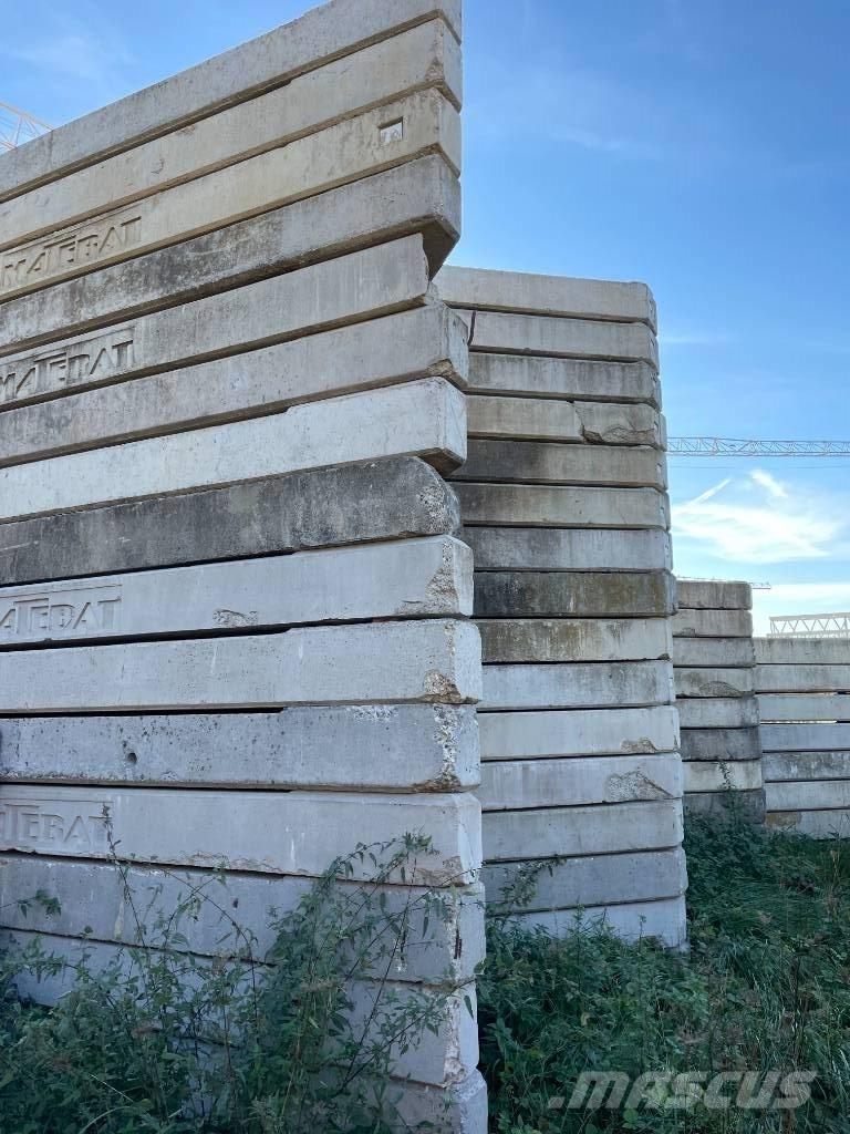 Potain MD 238 Grúas torre