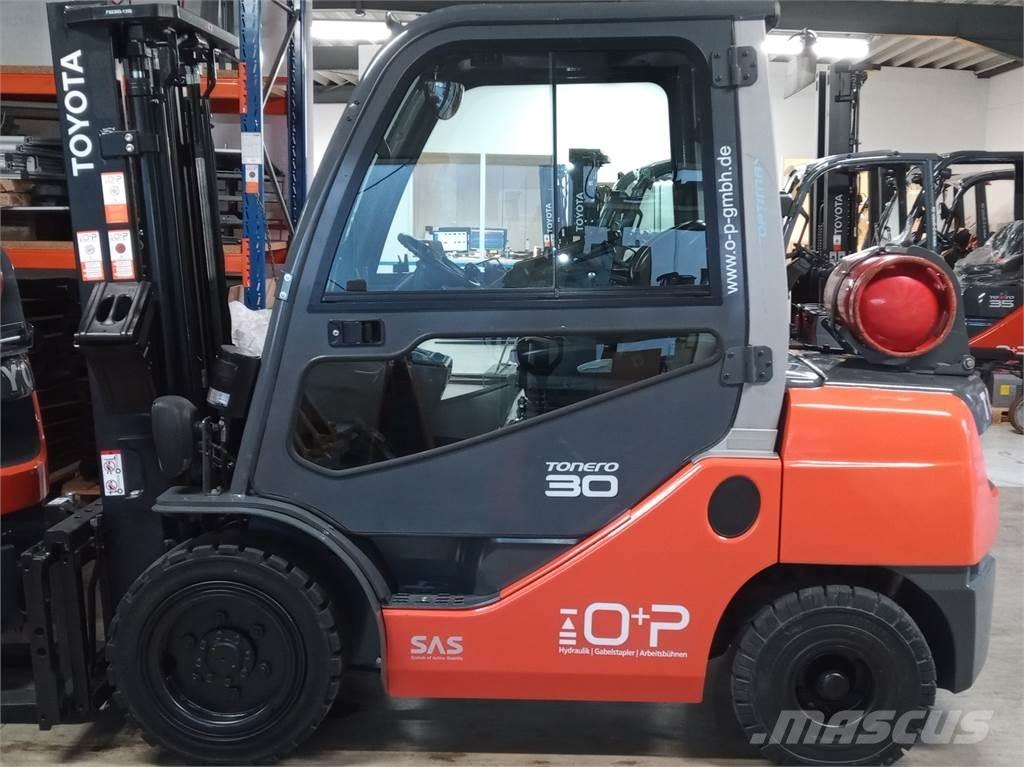 Toyota 02-8FGF30 Camiones LPG