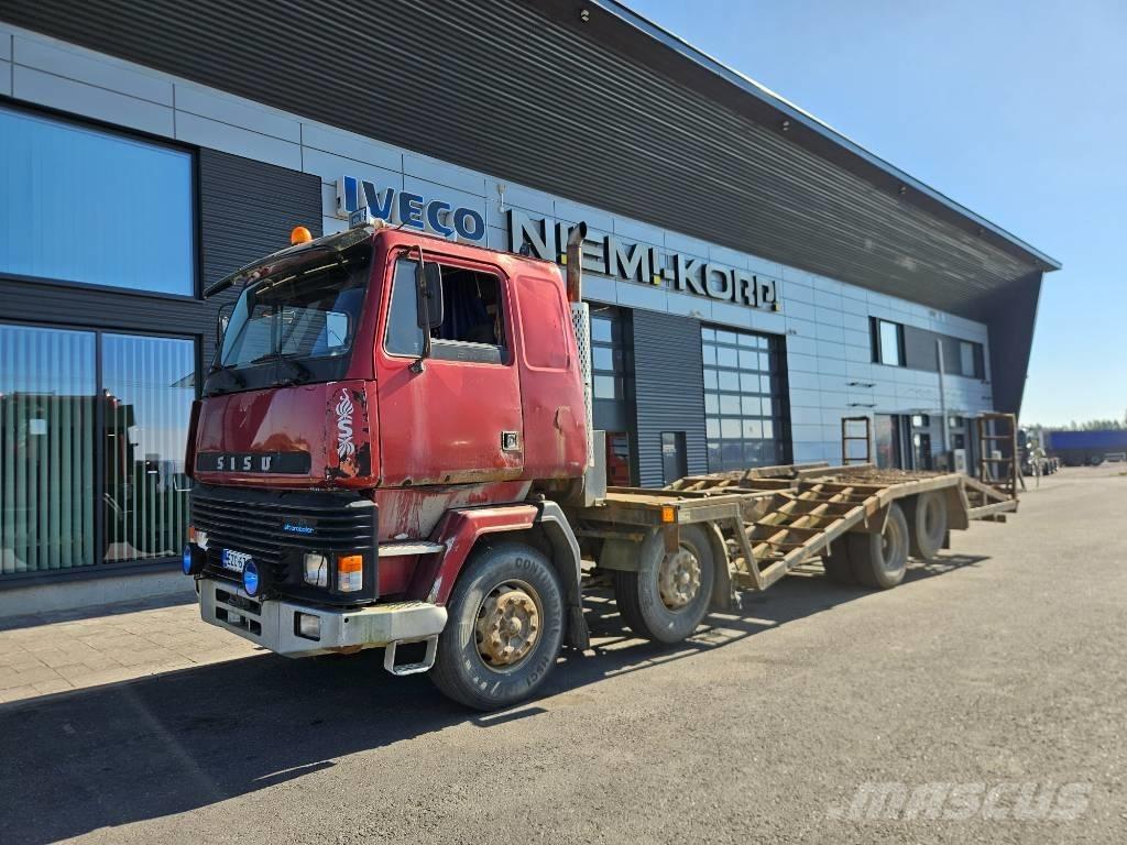 Sisu SM300 8X2 Camiones de transporte de maquinaria forestal