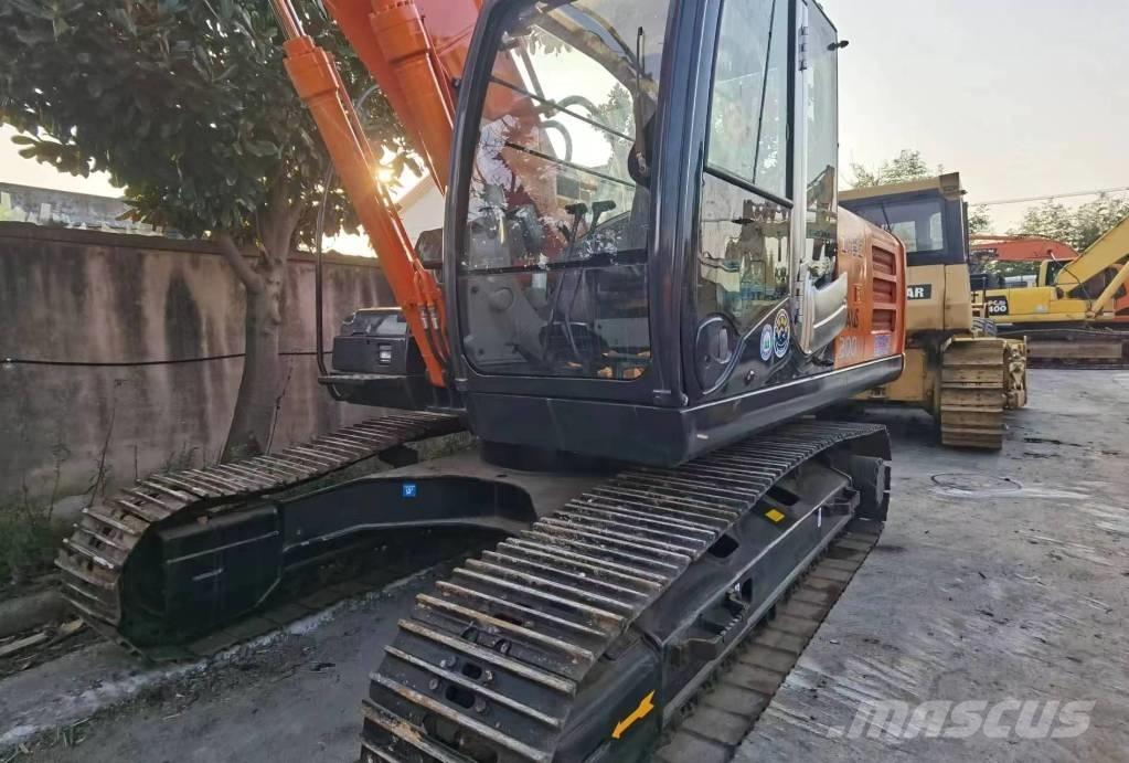 Hitachi ZX 200 Excavadoras sobre orugas