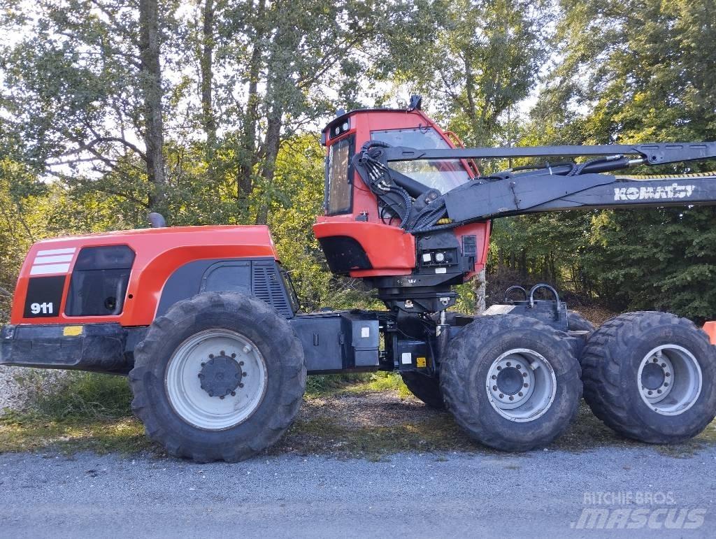 Komatsu 911.6 Cosechadoras