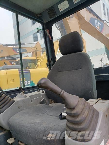 Kobelco SK 60 Excavadoras sobre orugas