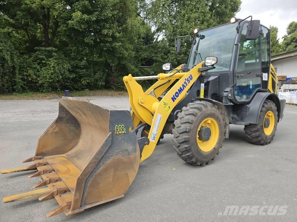 Komatsu WA 70 M-8 Cargadoras sobre ruedas