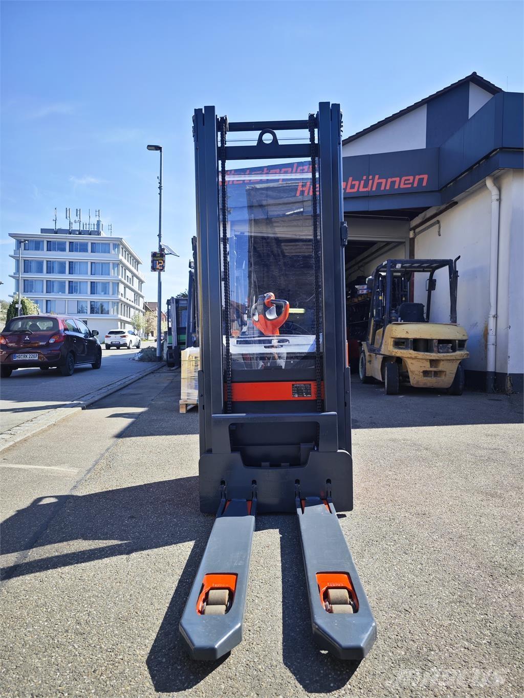 Linde L16 Apiladoras eléctricos