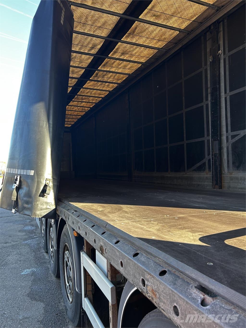 Nordic Trailer  Semirremolques de caja de lona