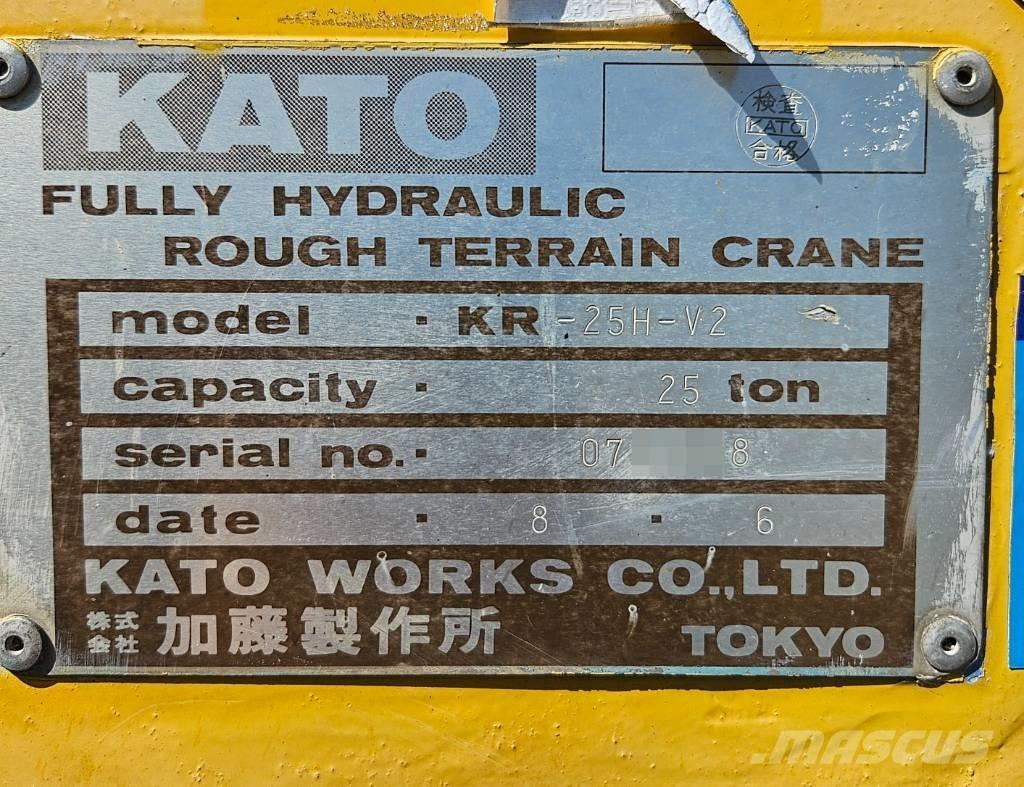 Kato KR 25 H V-2 Grúas autopropulsadas