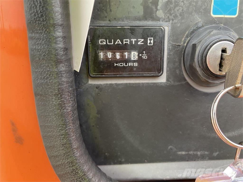 JLG 450AJ Plataformas con brazo de elevación manual