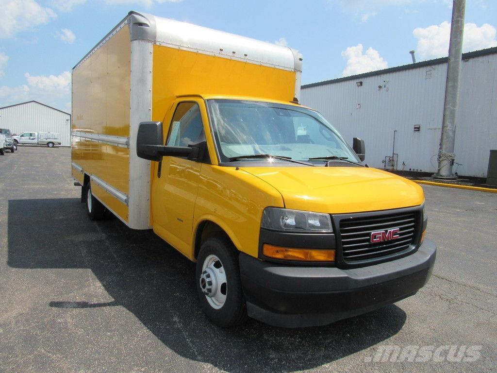 GMC Savana 3500 Camiones con caja de remolque