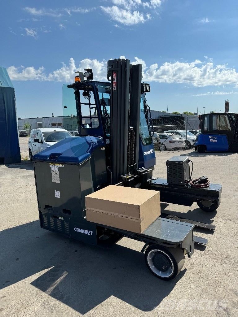 Combilift C4000ET Montacargas de 4 vías