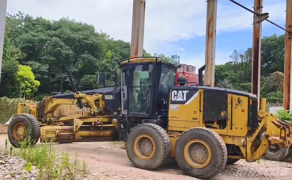 CAT 160 M Niveladoras