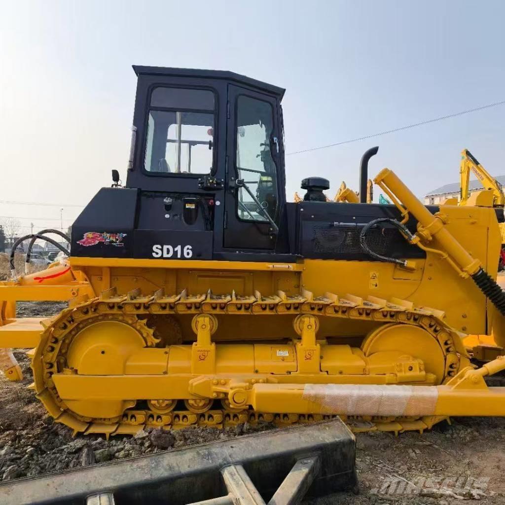 Shantui SD 16 L Niveladoras