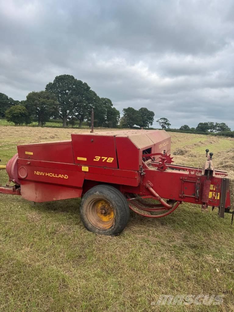 New Holland 378 Empacadoras cuadradas