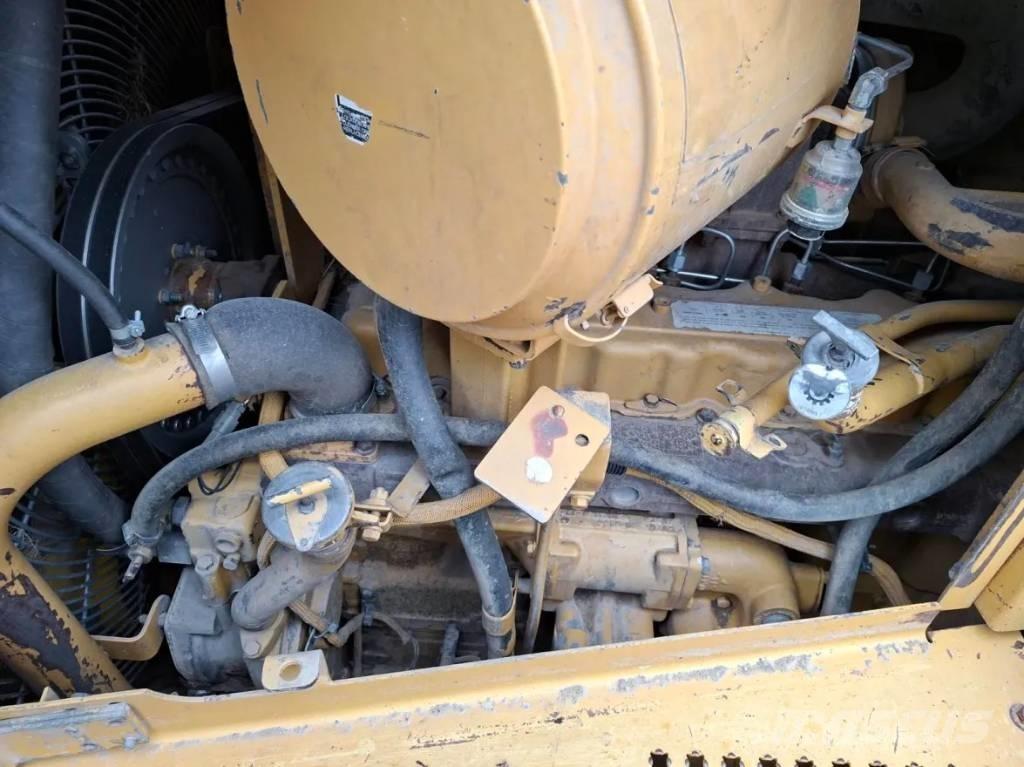 CAT D 6 R Buldozer sobre oruga