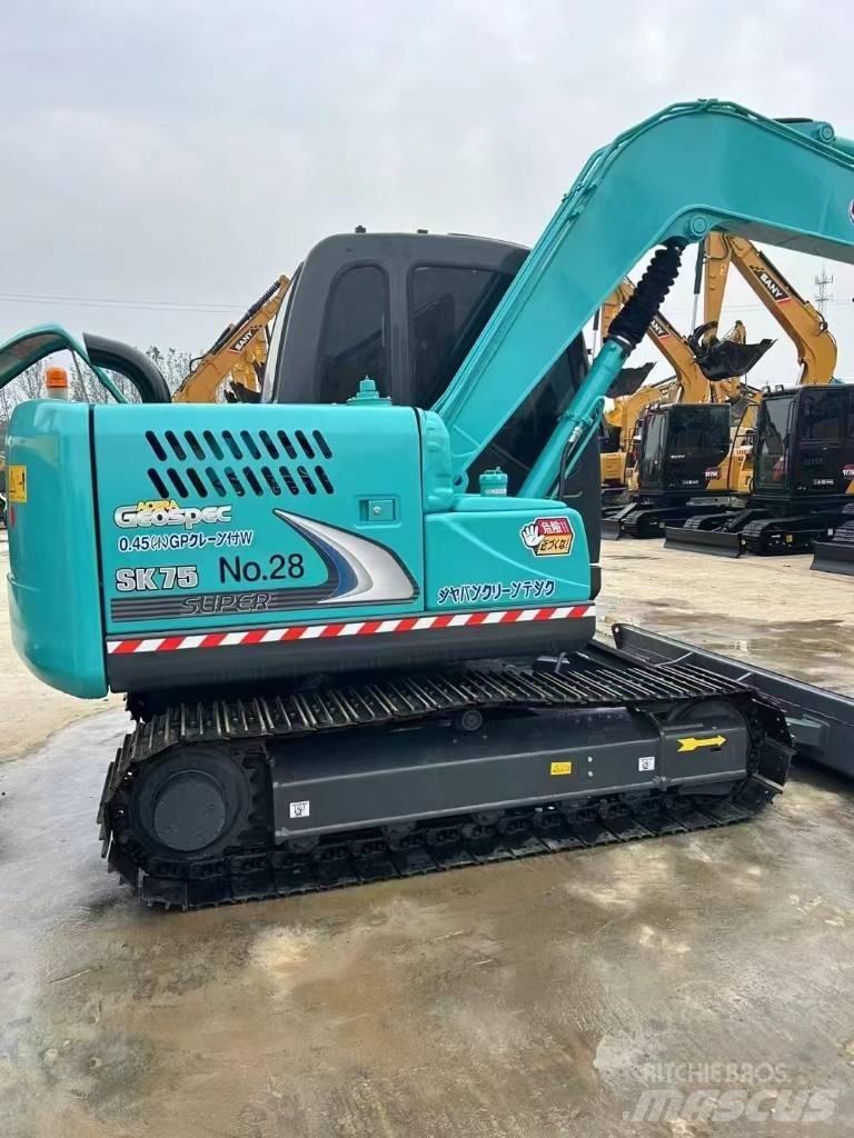 Kobelco SK 75 Excavadoras 7t - 12t