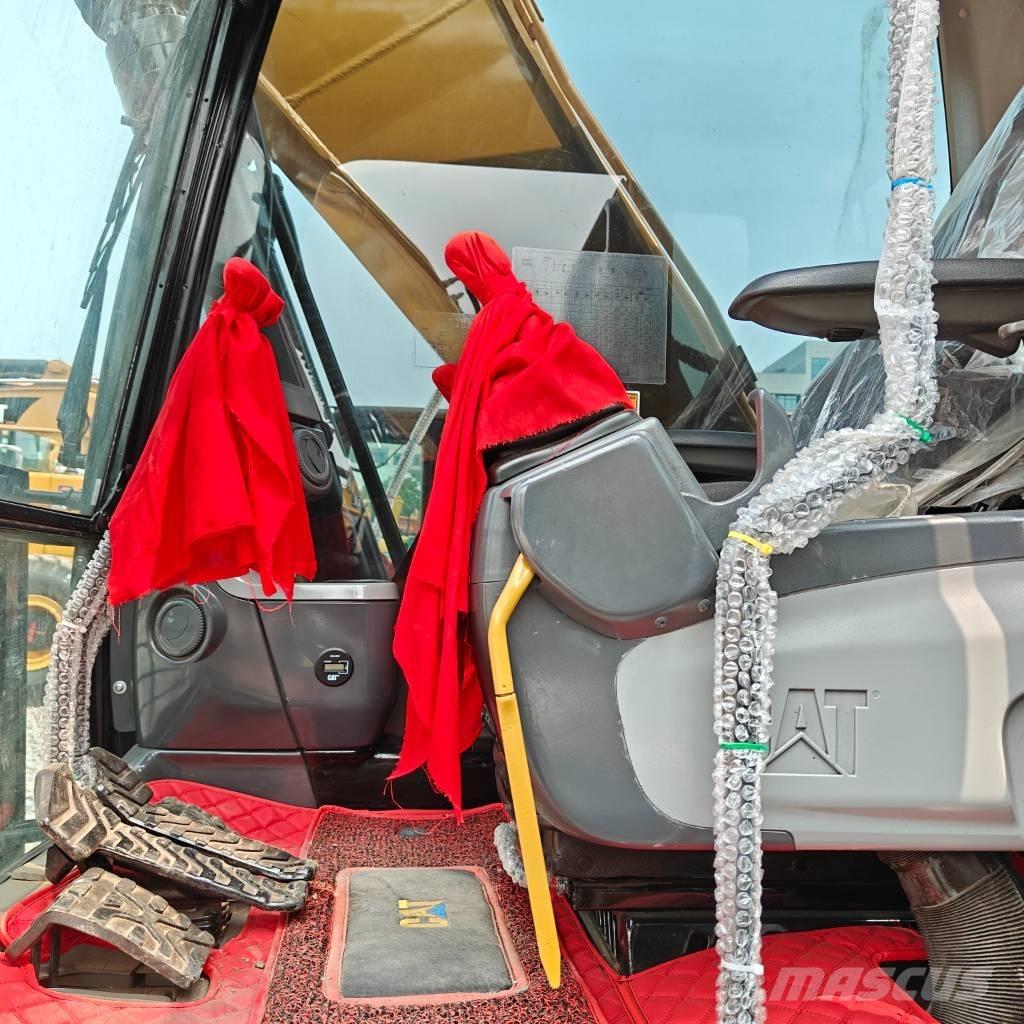 CAT 323D Excavadoras sobre orugas