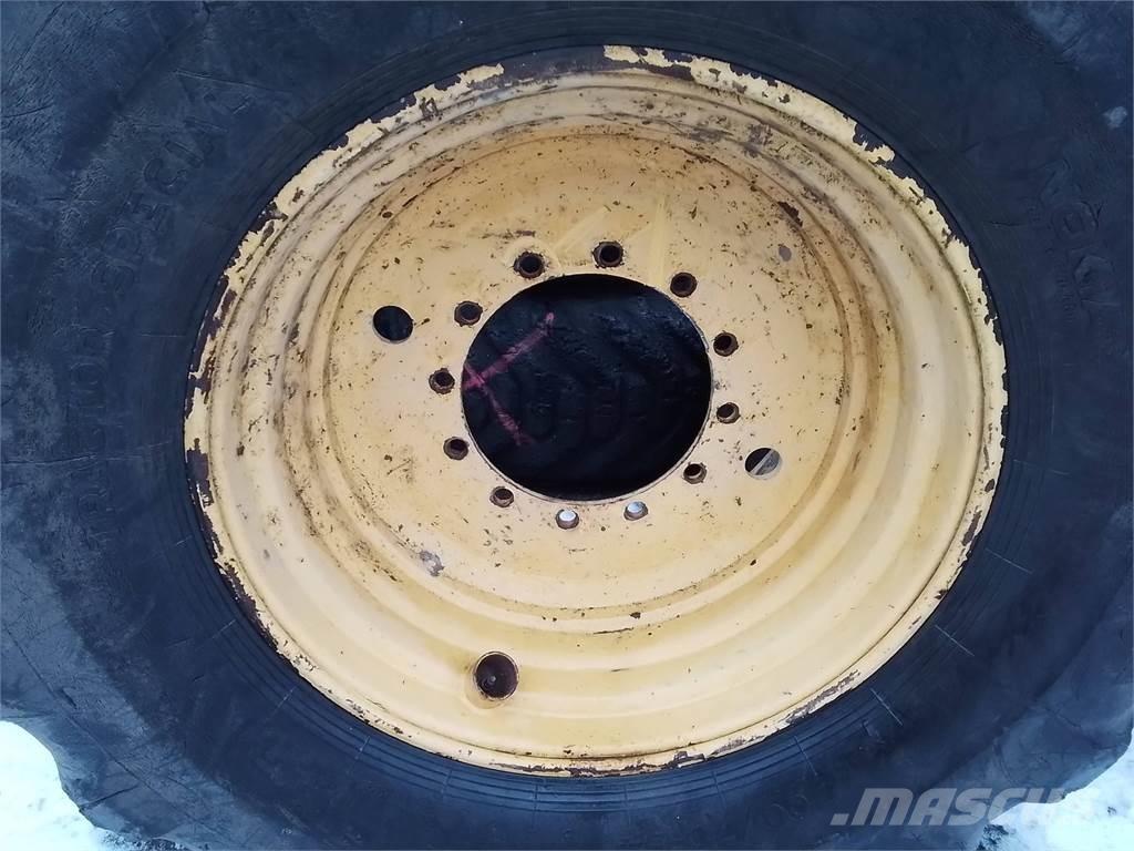 Rottne H20 20x34 Llantas