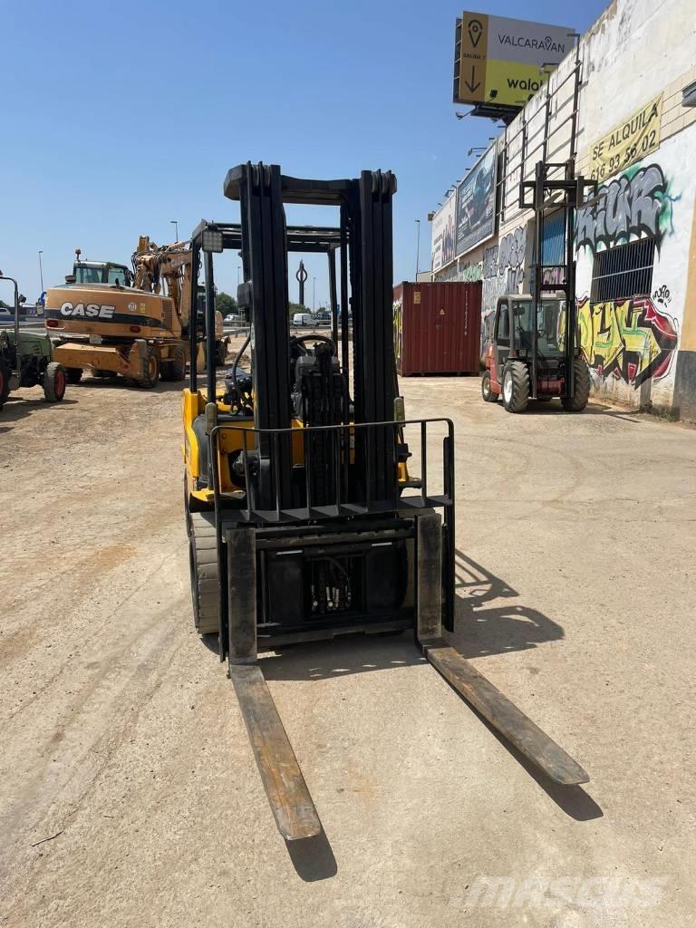 CAT 35 Camiones diesel