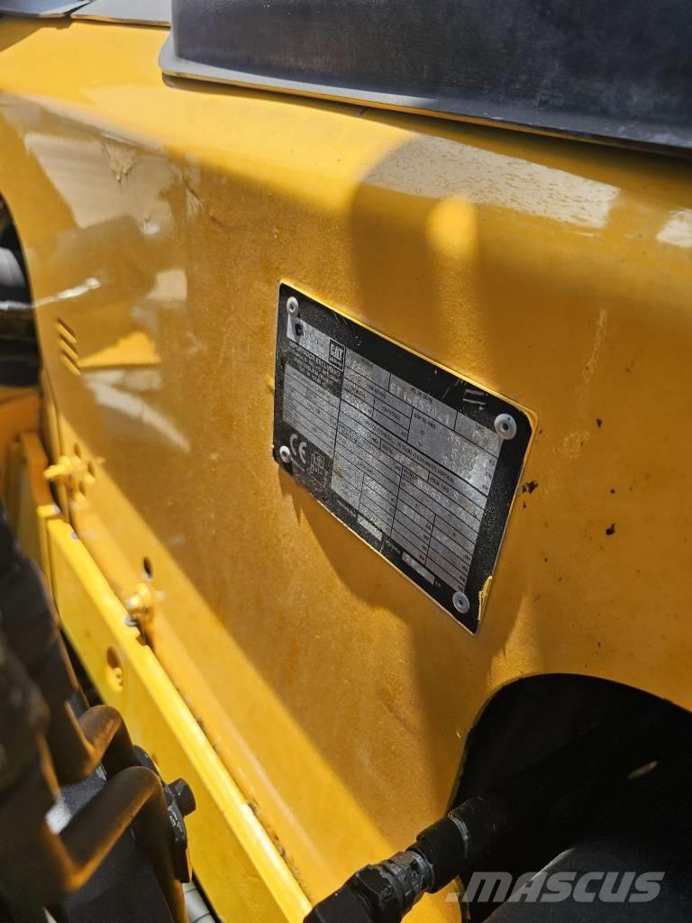 CAT 35 Camiones diesel