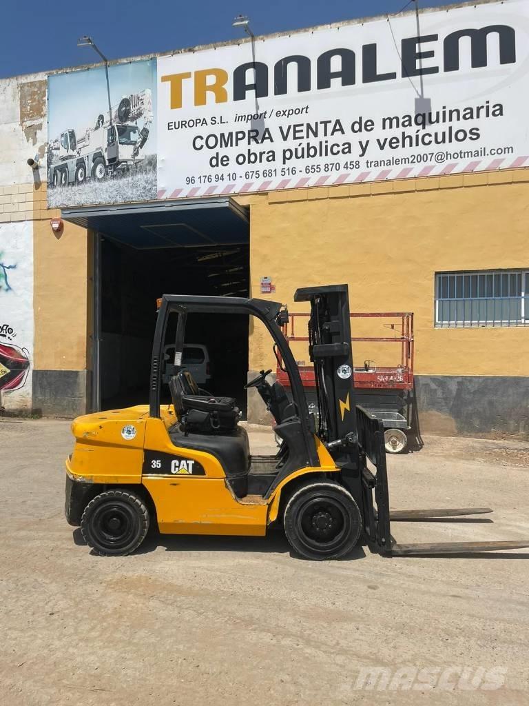 CAT 35 Camiones diesel